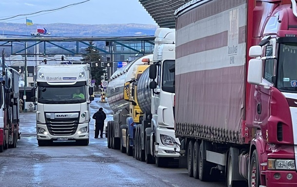 Ситуація на кордоні з Польщею залишається непростою