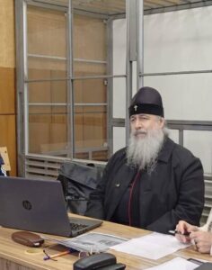 Суд дав 2 місяці під вартою настоятелю Святогірської лаври, якому СБУ вчора оголосила підозру Настоятель Святогірської лаври Митрополит Арсеній з УПЦ (МП)