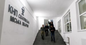 Суботовський, якого підозрюють у співпраці з рф, потрапив до лікарні перед судовим засіданням.