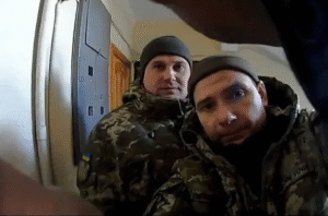 Порядок вручення бойової повістки: поштова чи особиста доставка? Адвокати дали поради українцям