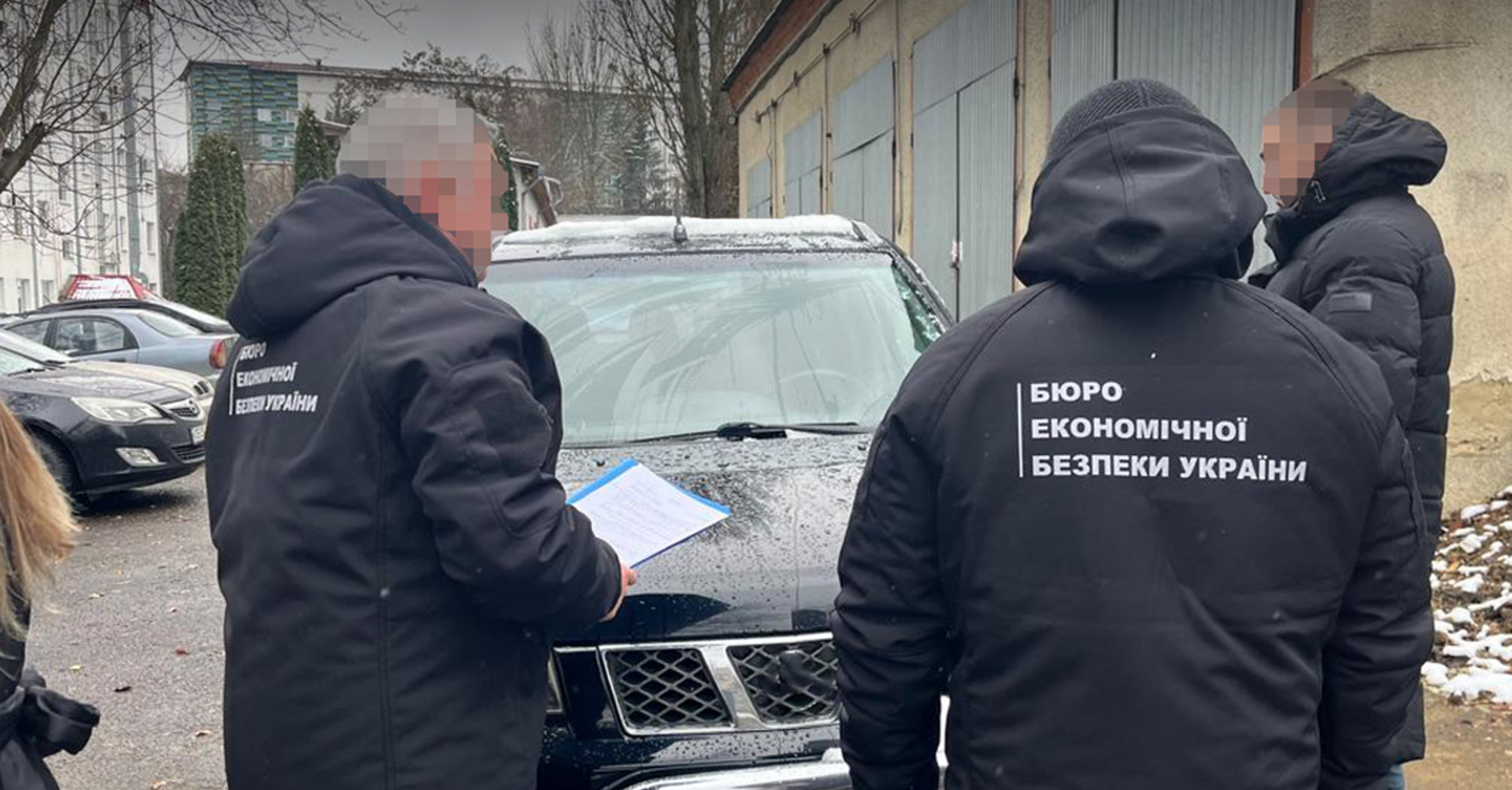 У Чернівцях виявили схему з 22 автомобілями, які були ввезені під виглядом ''гуманітарної допомоги''