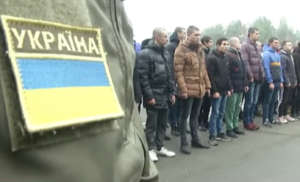 Контракт "18-24": молодь виявила приховані проблеми служби на мільйон