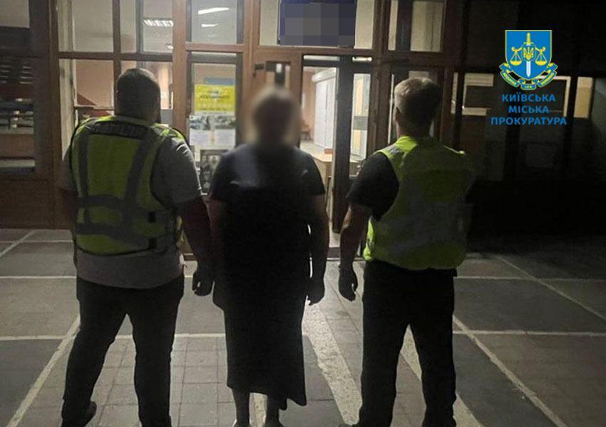 Жінки за $500, чоловіки за $3000: як влаштували бізнес на фіктивному батьківстві