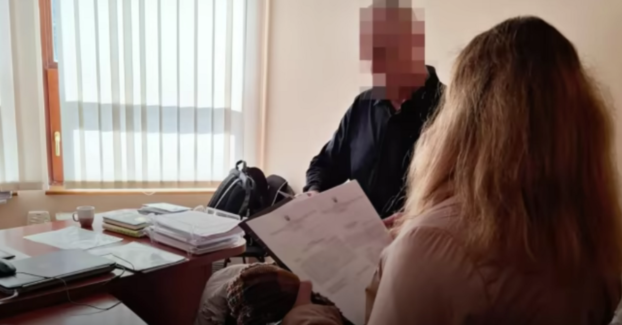 Члена ВККС Луганщини підозрюють у привласненні півмільйона через підроблений диплом