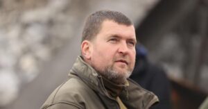 Меру Ірпеня Маркушина підозрюють в організації незаконного виїзду кума за кордон