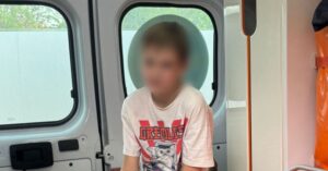 На Київщині підліток отримав опіки від загадкового предмету, ймовірно, через уламки «Шахеда»