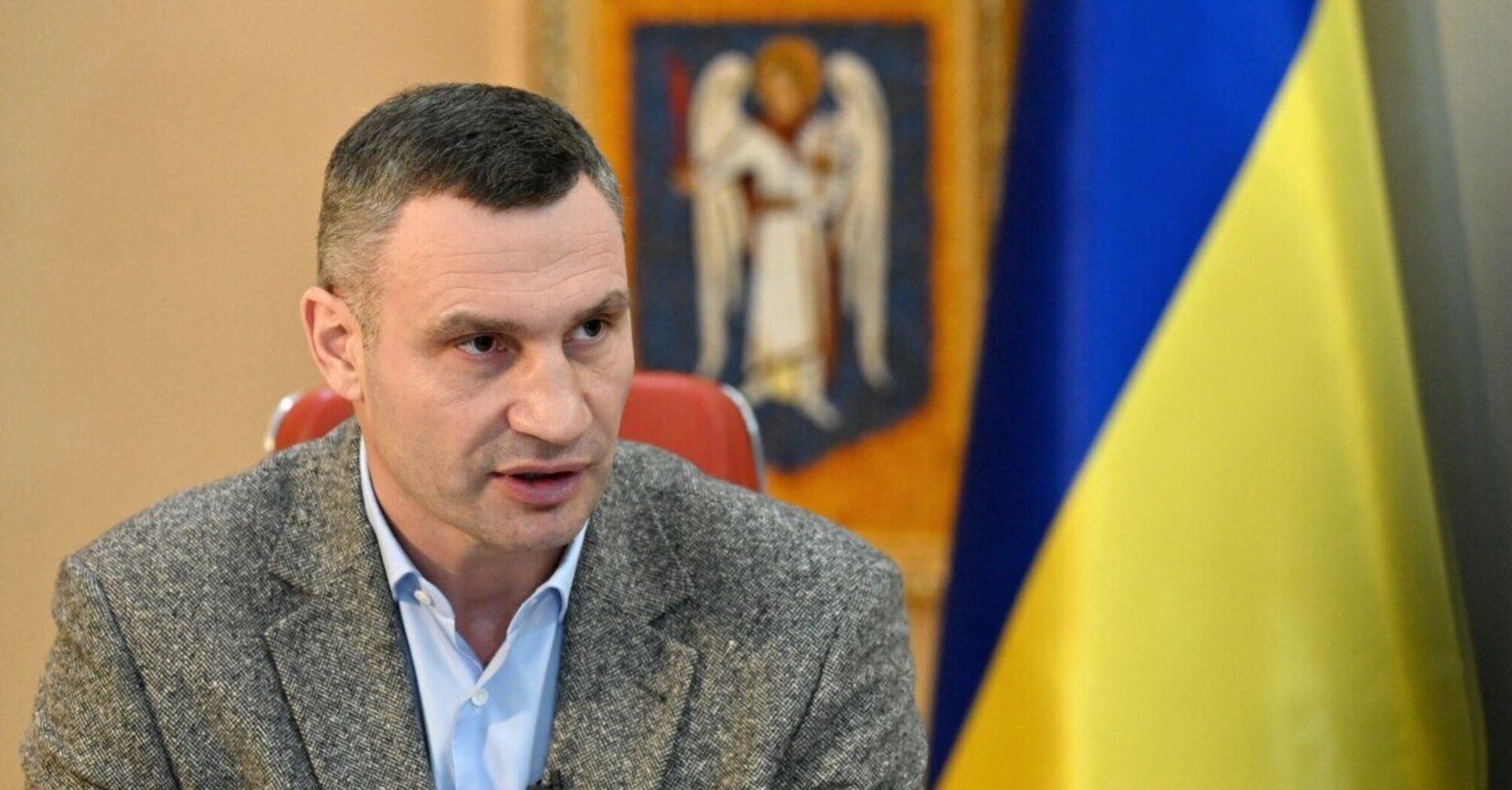 У Києві розгорівся скандал: Кличко ''підтримує своїх'' після вечірки з алкоголем у День жалоби