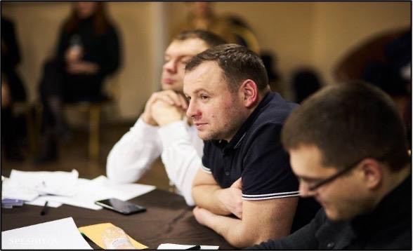 Детектив-мільйонер Романюк та його брат-хабарник потрапили під увагу НАБУ – новини про НАЗК та столичний суд