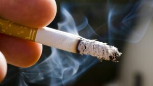 Куріння стане дорогим задоволенням: нові ціни вдарять по гаманцях - які витрати на шкідливу звичку