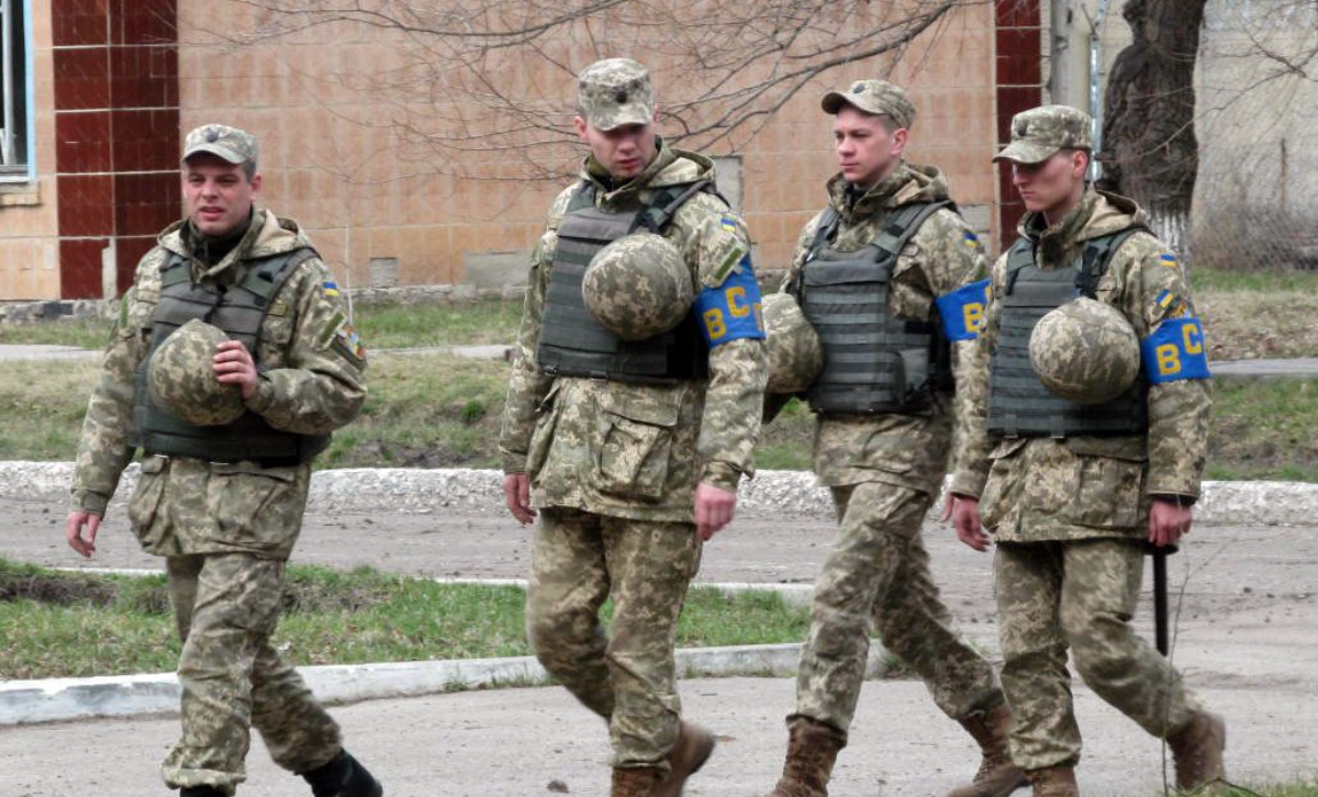 Міноборони звернулося з проханням про "розбронювання" частини працівників: кого можуть призвати на фронт
