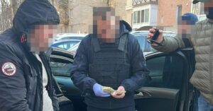 Завершено справу про хабарництво в ТЦК у Миколаєві: спроби ''відмазати'' за гроші