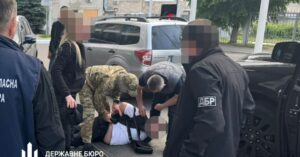 Військовий організовував переправлення ухилянтів за кордон за 50 тисяч доларів