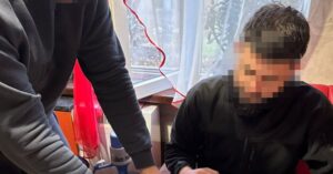 Директора підприємства судитимуть за постачання 20 тисяч неякісних спальників для військових