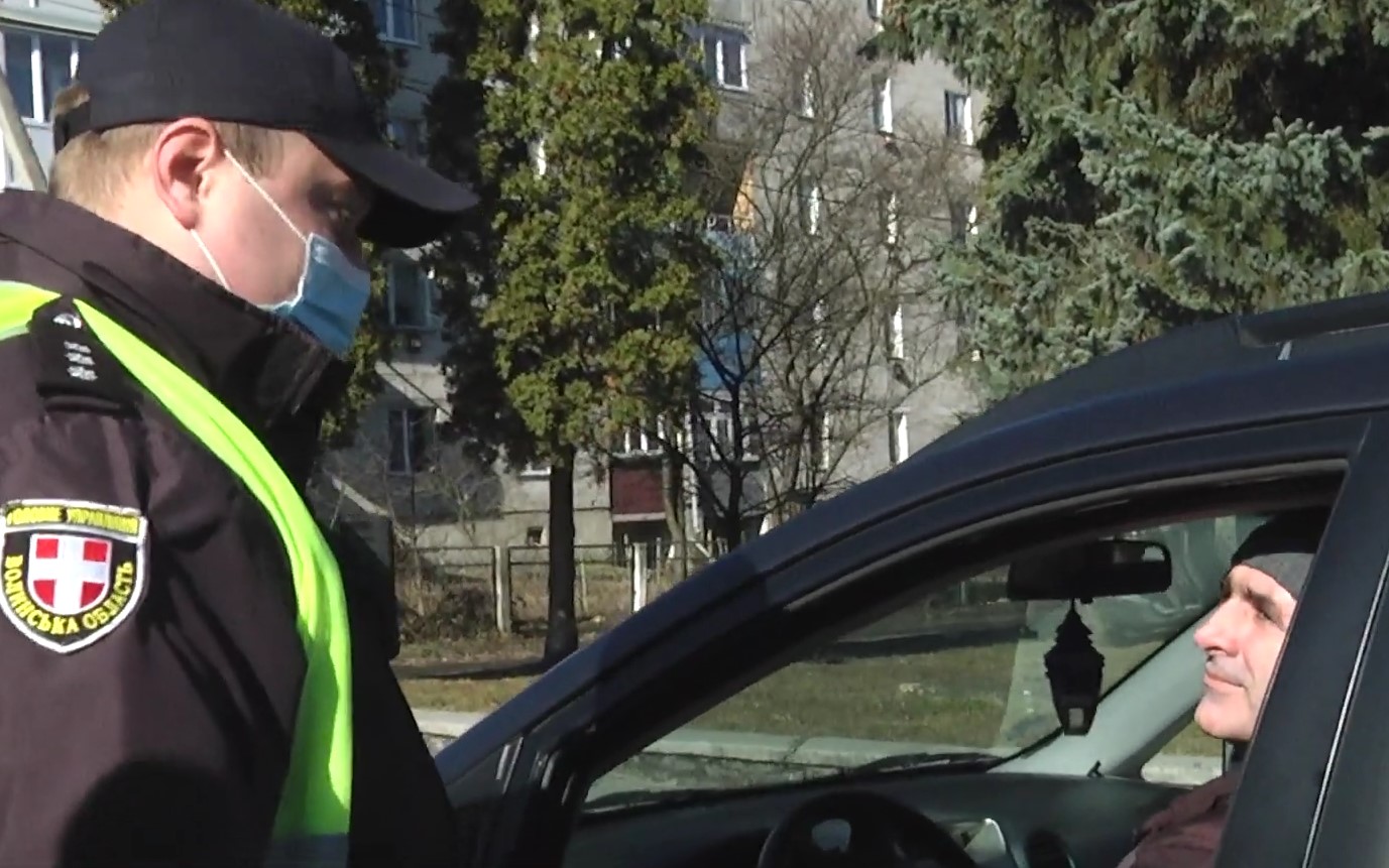 В Україні можуть ввести суворі правила для водіїв, які позбавлять прав навіть тих, хто не порушує правила
