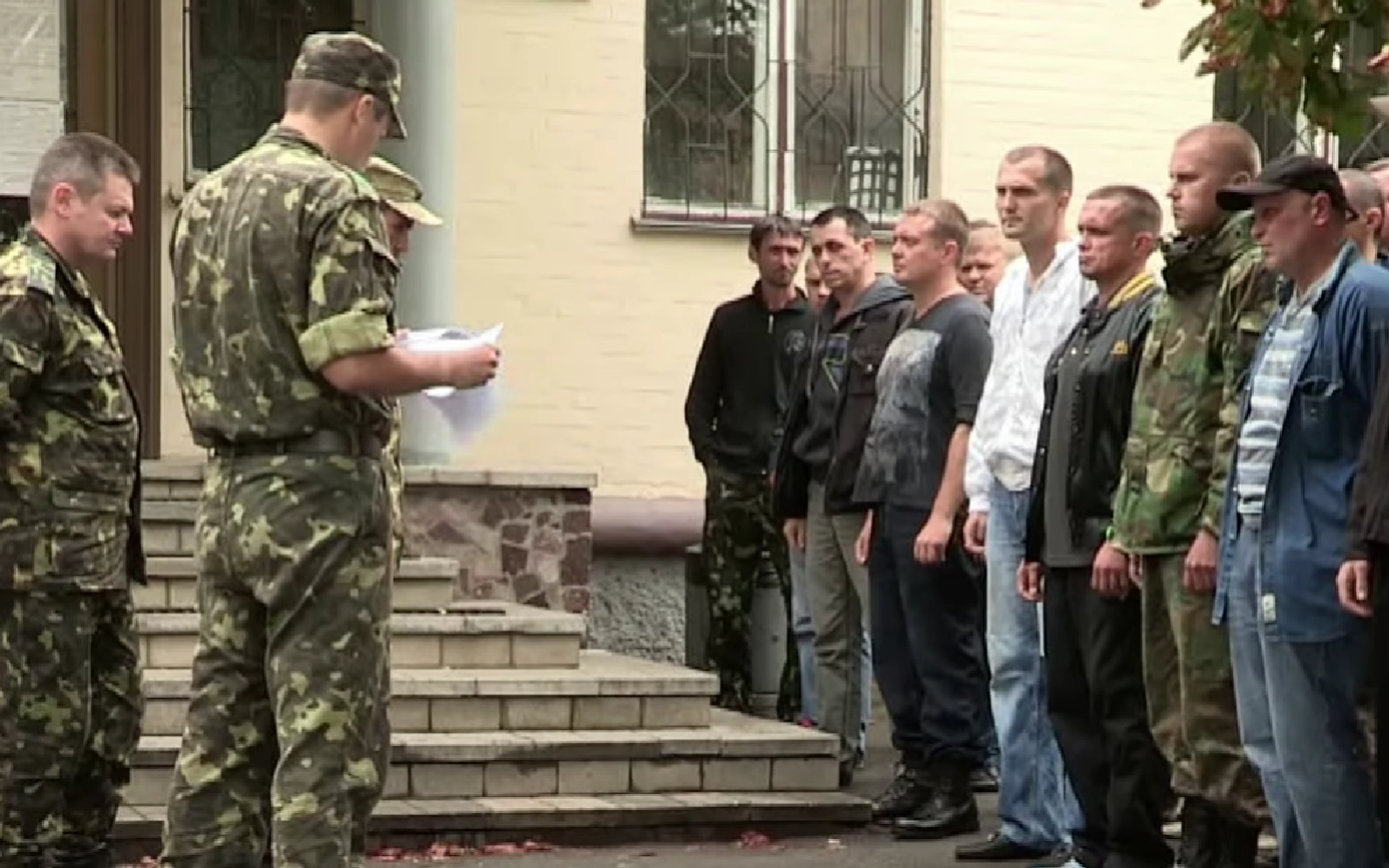 Чоловікам нагадали про суворі штрафи за ухиляння – часу залишилось обмаль