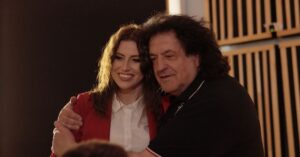 Молода співачка виконала пісню разом з легендою української музики