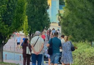 Чому не рекомендовано вживати яблука 19 липня та навіщо носити дірявий одяг: традиції та заборони на Мокрини