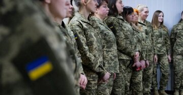 Мобілізація жінок в Україні