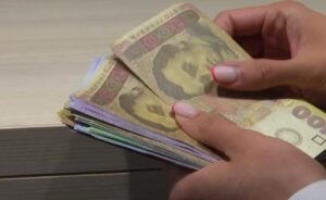 Мінімальна пенсія 3758 гривень: кому з українців підвищать виплати