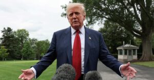 Дональд Трамп двічі згадував про свою поїздку до Росії на пресконференції