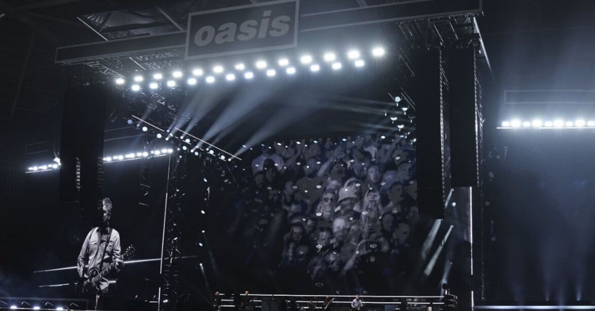 Фанат трагічно загинув під час концерту Oasis: подробиці події на ''Вемблі'' 2 серпня