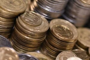 10 копійок припинять обіг: українцям роз'яснили, як вчинити з дрібними монетами у гаманці