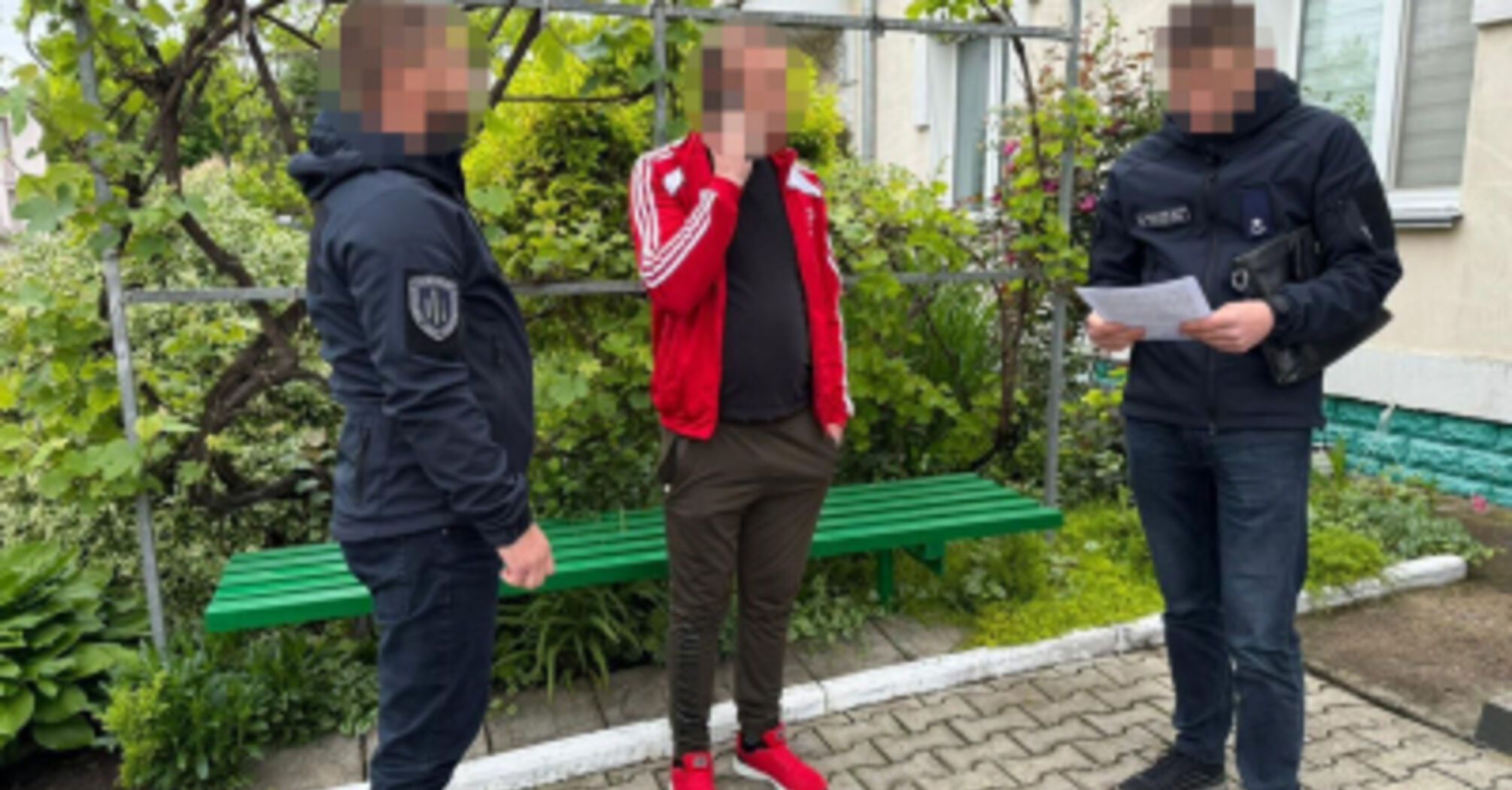На Рівненщині перед судом постануть військові, що насильно мобілізували чоловіка — побили його та вивезли в автомобілі