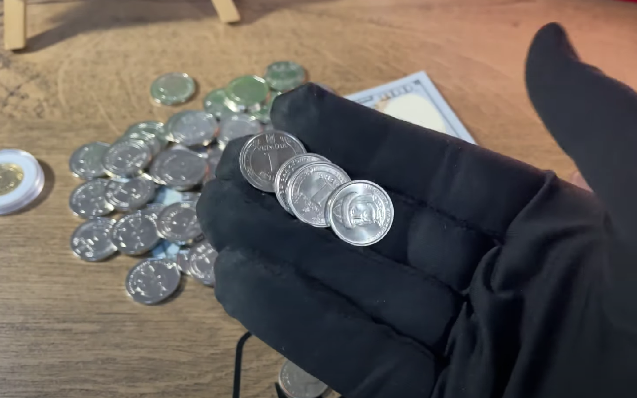 Легкі гроші: 1-гривневі монети 2022 року можна продати за суму до 7000 грн