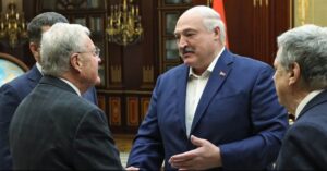 Трамп побажав Лукашенку щасливого дня народження та підкреслив покращення двосторонніх відносин