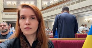 Апеляцію Мар’яни Безуглої зупинено через невиплату збору у справі генерала Зубанича