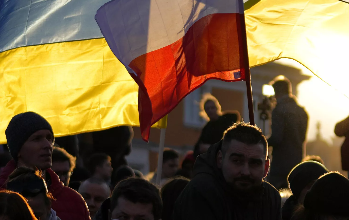 В Україні спостерігається масове повернення громадян з Польщі: які наслідки чекають на депортованих