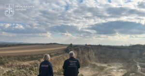 На Хмельниччині керівник кар'єру незаконно видобував вапняк на сотні мільйонів гривень