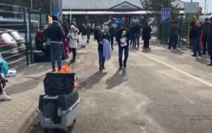Допомоги більше не нададуть: в одній з країн встановили нові правила для українських чоловіків-біженців