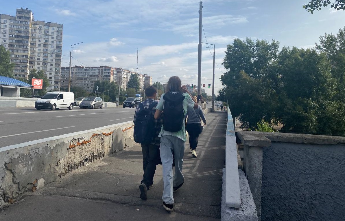 Головні події 25 жовтня: довічне ув'язнення для ухилянтів, підвищення пенсій на 15% та загроза для українських дітей