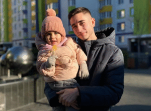 Роман Сасанчин та його колишня дружина висловили жорсткі звинувачення один одному: "Щоб найменший спогад про неї зник