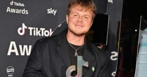 Блогер з України Макс Клименко здобув перемогу на TikTok Awards у Великій Британії