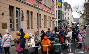 В ЄС переглядають умови підтримки українських біженців: де можливе скасування допомоги