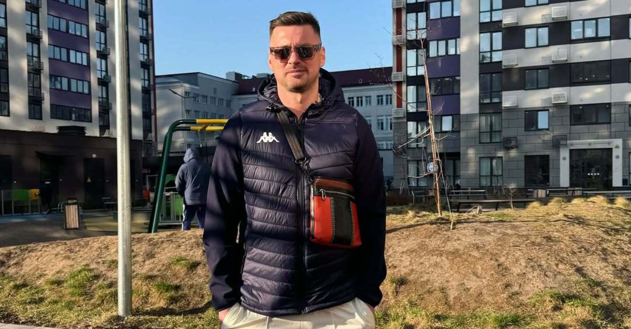 Несподіване вимкнення електрики застрягло Артема Мілевського в ліфті