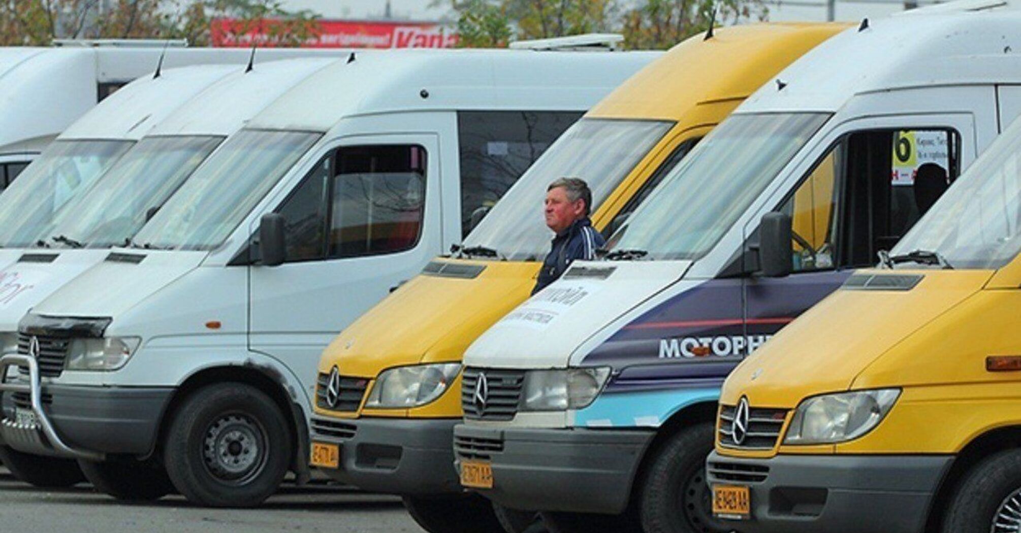 ''Військовий висловив обурення щодо роботи перевізника, що співпрацює з окупантами на 12 році війни''