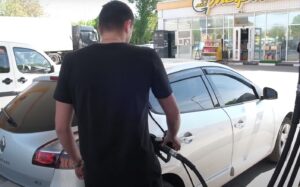 Водії будуть уважніші: ціни на паливо знову досягли максимуму