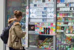 Корупційна тютюнова схема: як ОЗУ "Монако" створила свій бізнес-центр на базі держави