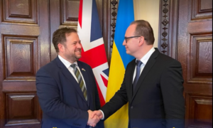 Спільні зусилля України та Великої Британії в галузі критичних мінералів: від оборони до інвестицій