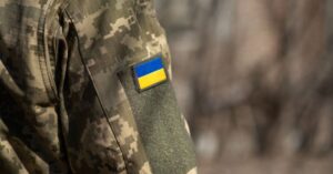 Чому зросли витрати на депутатів, а фінансування військових не передбачено