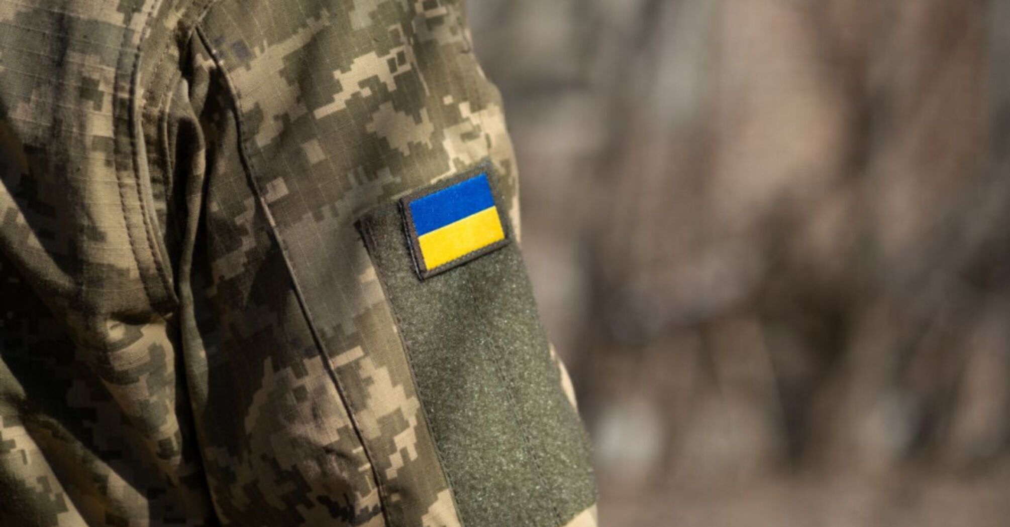 Чому зросли витрати на депутатів, а фінансування військових не передбачено