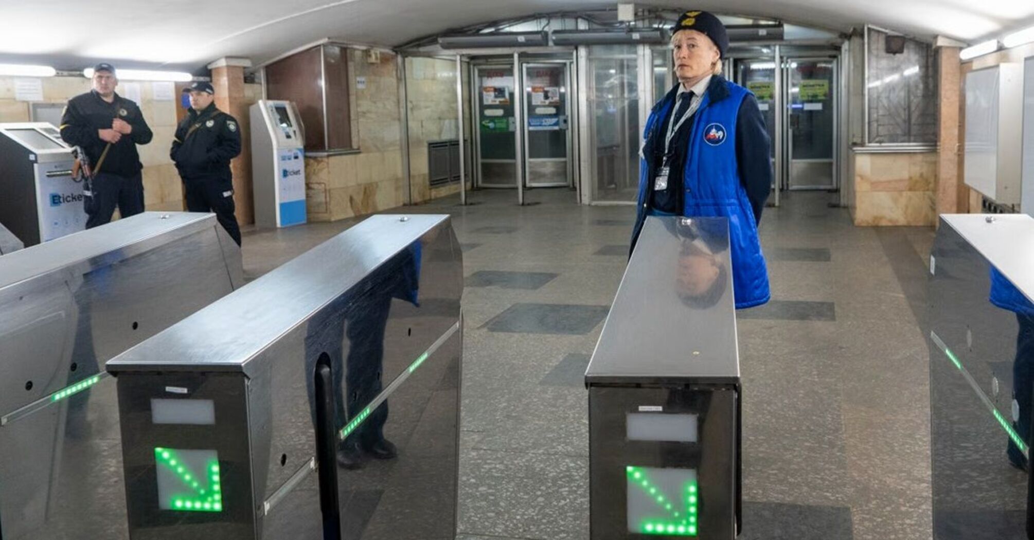 У 2026 році в столичне метро можуть не пустити всіх: хто не зможе потрапити на станції Києва
