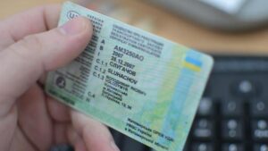 Штучний інтелект замінить інспекторів: в Україні змінюють систему іспитів для водіїв