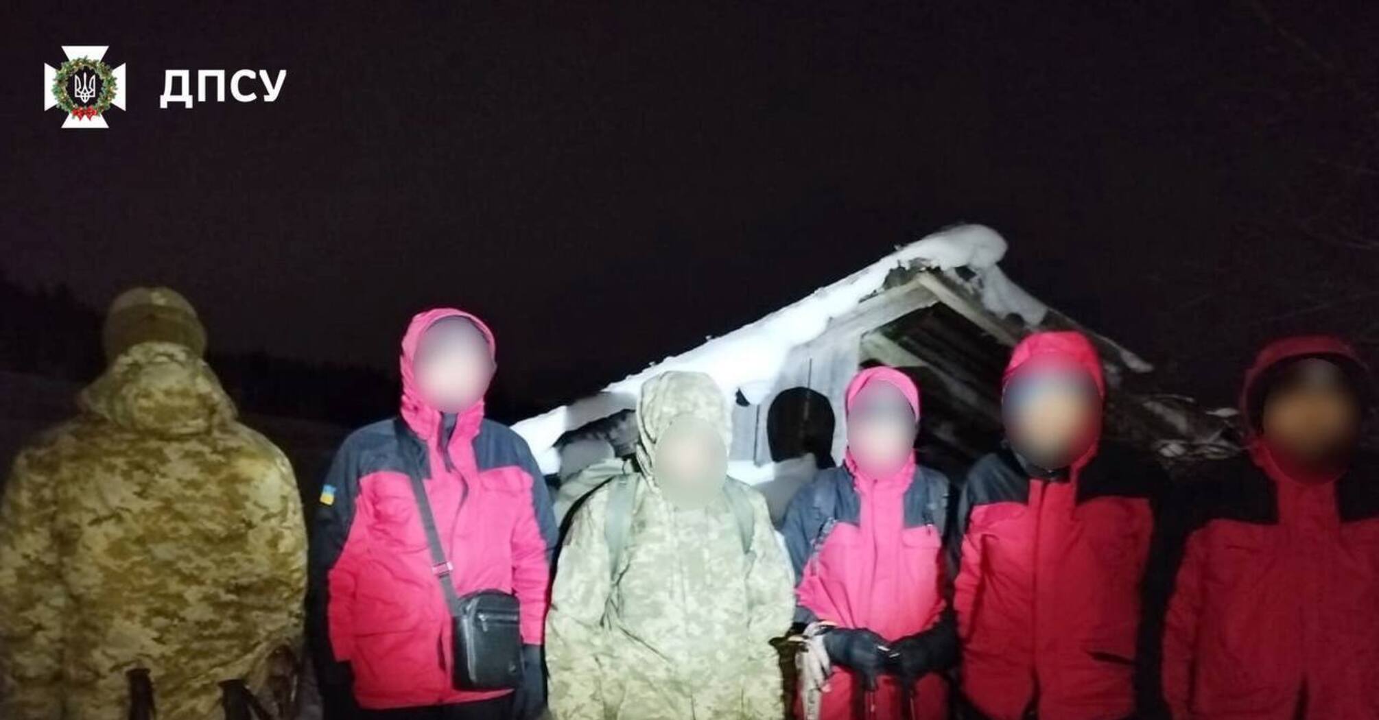 П’ять днів у горах: прикордонники врятували втомленого жителя Дніпра