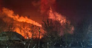 Пожежі та вибухи на підприємстві в Редкіно внаслідок ударів безпілотників