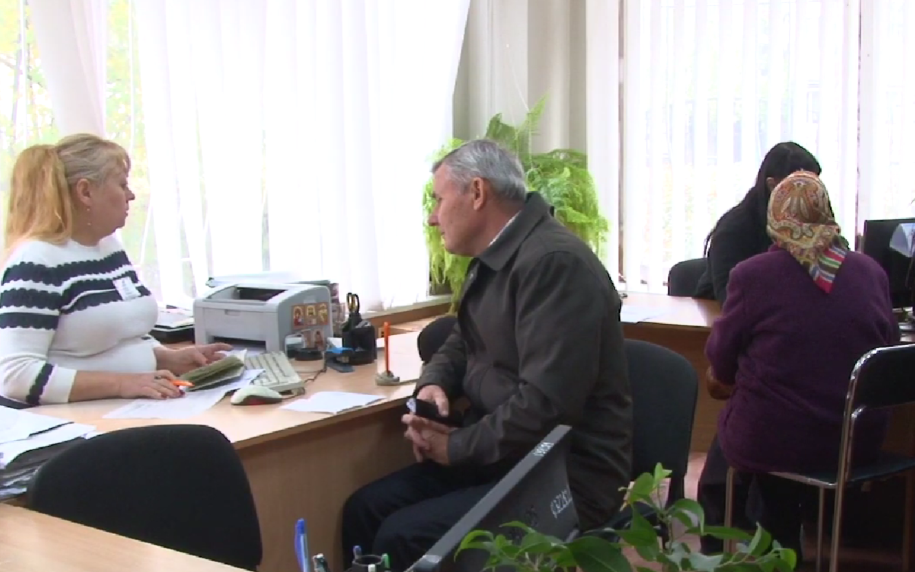 Пенсійна надбавка до 2595 гривень: хто зможе отримати підвищення в березні