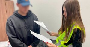 Шахраї, що видавали себе за співробітників СБУ, обманули літніх жінок у Києві на 9 мільйонів